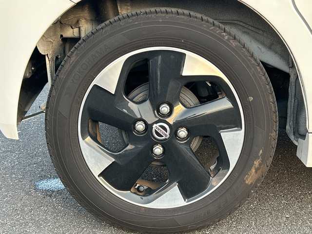 日産 ルークス ハイウェイスター Gターボ 佐賀県 2021(令3)年 5.7万km ホワイトパール/チタニウムグレー 2トーン 純正9インチナビゲーション/アラウンドビューモニター/前方ドライブレコーダー/片側パワースライドドア/左側ハンズフリースライドドア/車線逸脱警報/エマージェンシーブレーキ/LEDヘッドライト/フォグランプ/ヘッドライトレベライザー/純正15インチアルミホイール