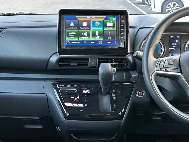 日産 ルークス ハイウェイスター Gターボ 佐賀県 2021(令3)年 5.7万km ホワイトパール/チタニウムグレー 2トーン 純正9インチナビゲーション/アラウンドビューモニター/前方ドライブレコーダー/片側パワースライドドア/左側ハンズフリースライドドア/車線逸脱警報/エマージェンシーブレーキ/LEDヘッドライト/フォグランプ/ヘッドライトレベライザー/純正15インチアルミホイール