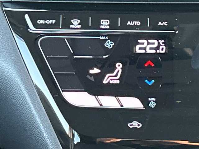 日産 ルークス ハイウェイスター Gターボ 佐賀県 2021(令3)年 5.7万km ホワイトパール/チタニウムグレー 2トーン 純正9インチナビゲーション/アラウンドビューモニター/前方ドライブレコーダー/片側パワースライドドア/左側ハンズフリースライドドア/車線逸脱警報/エマージェンシーブレーキ/LEDヘッドライト/フォグランプ/ヘッドライトレベライザー/純正15インチアルミホイール