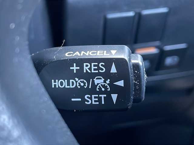 トヨタ アルファード S Cパッケージ 香川県 2020(令2)年 2.6万km ブラック 登録時走行距離25597km/Wサンルーフ/純正9型ディスプレイ（ナビ機能有）/（Bluetooth/USB）/バックカメラ/スペアタイヤ（オプション）/デジタルインナーミラー/トヨタセーフティセンス/・プリクラッシュセーフティ/・アダプティブクルーズコントロール/・レーンディパーチャーアラート/・オートマチックハイビーム/・リヤトラフィックアラート/・パーキングサポートブレーキ/・ロードサインアシスト/ブラインドスポットモニター/クリアランスソナー/nanoe/両側電動スライドドア/ウッドコンビステアリング/ステアリングスイッチ/ステアリングヒーター/黒革シート/前席ベンチレーション（ヒーター/クーラー）/前席パワーシート/運転席メモリー機能/3眼LEDライト/LEDフォグライト/電動パーキングブレーキ/オートブレーキホールド/シーケンシャルウィンカー/純正ビルトインETC/純正18インチアルミホイール/純正ドアバイザー/フロアマット/後席ロールサンシェード/スペアキー/1オーナー/取扱説明書/新車保証書