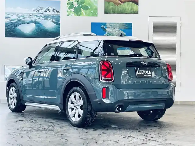 ＭＩＮＩ ＢＭＷ ミニ クロスオーバー クーパー D 大阪府 2020(令2)年 3.6万km セージグリーンメタリック ワンオーナー/ペッパーPGK/純正ナビ/バックカメラ/Bluetooth/コンフォートアクセス/ディスプレイリング/ACC/インテリセーフティ/ドラレコ/LEDヘッドライト/ユニオンジャックテール
