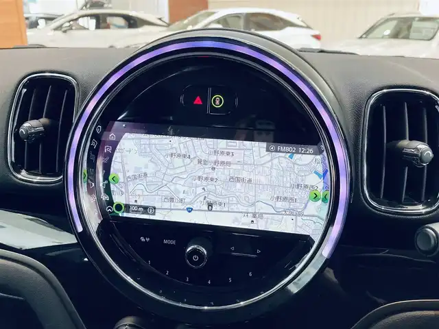 ＭＩＮＩ ＢＭＷ ミニ クロスオーバー クーパー D 大阪府 2020(令2)年 3.6万km セージグリーンメタリック ワンオーナー/ペッパーPGK/純正ナビ/バックカメラ/Bluetooth/コンフォートアクセス/ディスプレイリング/ACC/インテリセーフティ/ドラレコ/LEDヘッドライト/ユニオンジャックテール