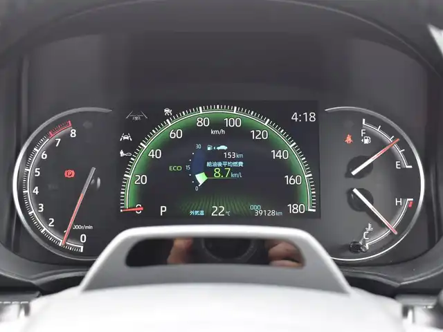 トヨタ ノア S－Z 福岡県 2022(令4)年 4万km ホワイトパールクリスタルシャイン ディスプレイオーディオプラス/・10.5インチディスプレイオーディオ車載メモリーナビ/・CD/DVD地デジTV/・12スピーカー/・USB入力/HDMI入力/・AM/FM/・AppleCarPlay/AndroidAuto/・ETC2.0ユニット/快適利便パッケージ(High)/・ハンズフリーパワースライドドア/・パワーバックドア/・ナノイーX/・ステアリングヒーター/・シートヒーター（2列目）/・オットマン/ブラインドスポットモニター/・安心降車アシスト/・アドバンストドライブ/・緊急時操舵支援/・フロントクロストラフィックアラート/・レーンチェンジアシスト/・パーキングサポートブレーキ/トヨタチームメイト/・アドバンストパーク/・パノラミックビューモニター/三眼LEDヘッドライト/14インチフリップダウンモニター/前後ドライブレコーダー/リアオートエアコン/純正17インチアルミホイール/ハーフレザーシート/保証書・取説・スペアキー