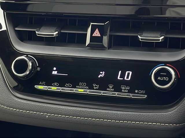 トヨタ カローラツーリング ダブルバイビー 宮城県 2019(令1)年 1.8万km スパークリングブラックパールクリスタルシャイン ワンオーナー/トヨタセーフティーセンス/純正9インチディスプレイオーディオ/(AM/FM/USB/BT/TV/Miracast)/バックカメラ/ETC/前後ドライブレコーダー/レーダークルーズコントロール/BSM/ハーフレザー/シートヒーター/ステアリングヒーター/モデリスタエアロ/プッシュスタート/スマートキー/スペアキー/オートライト/オートマチックハイビーム/LEDヘッドライト/フォグランプ/ヘッドライトレベライザー/ドアバイザー/純正フロアマット/純正17インチアルミホイール