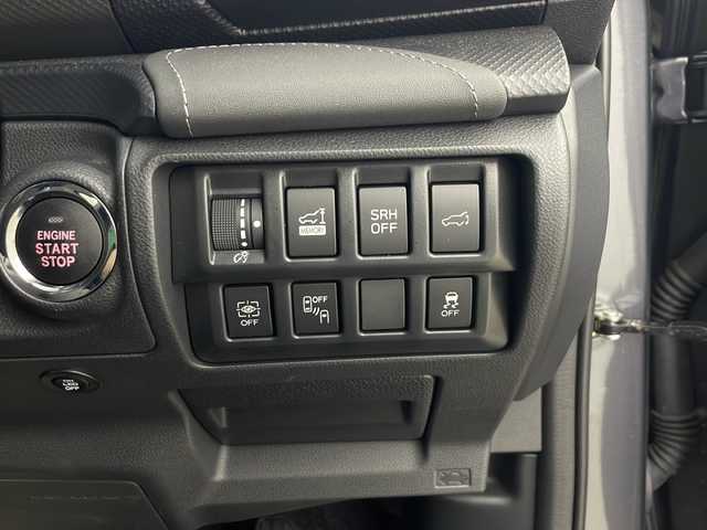 スバル フォレスター ハイブリッド アドバンス 秋田県 2024(令6)年 0.5万km マグネタイトグレーメタリック ４WD/ワンオーナー/アイサイト/衝突軽減ブレーキ/レーンキープアシスト/レーダークルーズコントロール/ETC/社外ナビ/（AM/FM/CD/DVD/BT）/フロント・サイド・リアカメラ/シートメモリー/前席パワーシート/全席シートヒーター/レザーシート/ステアリングヒーター/デジタルインナーミラー/ブラインドスポットモニター/コーナーセンサー/パドルシフト/電動パーキングブレーキ/純正18インチアルミホイール/純正フロアマット