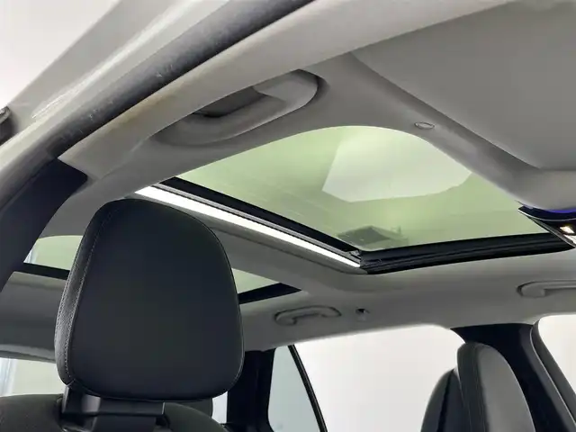 メルセデス・ベンツ Ｃ２２０ｄ 4マチック オールテレイン 大分県 2023(令5)年 9.4万km パール カラーコード【885】オパリスホワイトメタリック/ワンオーナー/4WD/ディーゼルターボ/パノラミックスライディングルーフ/360°ビューモニター/純正ナビ/・フルセグTV、AM/FM、USB/・Bluetooth、AppleCarPlay/ステアリングスイッチ/アダプティブクルーズコントロール/レーンキープアシスト/ブラインドスポットアシスト/ヘッドアップディスプレイ/パーキングアシスト/ステアリングアシスト/アクティブステアリングアシスト/ダウンヒルアシスト/トラフィックサインアシスト/ワイヤレスチャージ/純正LEDライト/・オートライト/オートハイビーム/アンビエントライト(マルチ色)/ブラックレザーシート/・パワーシート/シートヒーターD/N席/パワーリアゲート/純正18インチアルミホイール/保証書、取説、スペアキー有り