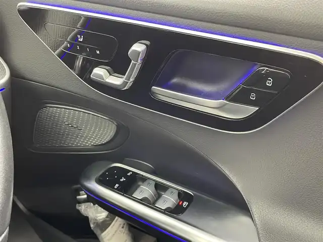 メルセデス・ベンツ Ｃ２２０ｄ 4マチック オールテレイン 大分県 2023(令5)年 9.4万km パール カラーコード【885】オパリスホワイトメタリック/ワンオーナー/4WD/ディーゼルターボ/パノラミックスライディングルーフ/360°ビューモニター/純正ナビ/・フルセグTV、AM/FM、USB/・Bluetooth、AppleCarPlay/ステアリングスイッチ/アダプティブクルーズコントロール/レーンキープアシスト/ブラインドスポットアシスト/ヘッドアップディスプレイ/パーキングアシスト/ステアリングアシスト/アクティブステアリングアシスト/ダウンヒルアシスト/トラフィックサインアシスト/ワイヤレスチャージ/純正LEDライト/・オートライト/オートハイビーム/アンビエントライト(マルチ色)/ブラックレザーシート/・パワーシート/シートヒーターD/N席/パワーリアゲート/純正18インチアルミホイール/保証書、取説、スペアキー有り