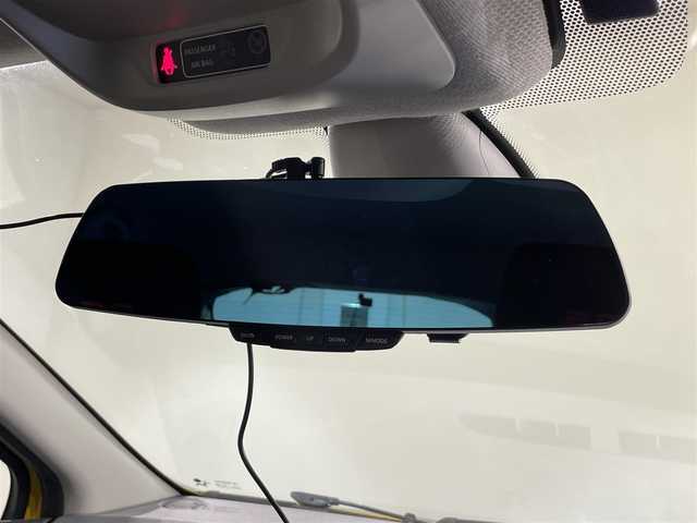 ルノー ルーテシア 愛知県 2019(平31)年 5.8万km 黄Ⅱ 純正ナビ/・AM/FM/Bluetooth/ETC/LEDヘッドライト/パドルシフト/スマートキー/プッシュスタートボタン/オーtライト/オートエアコン/純正フロアマット/保証書/取扱説明書