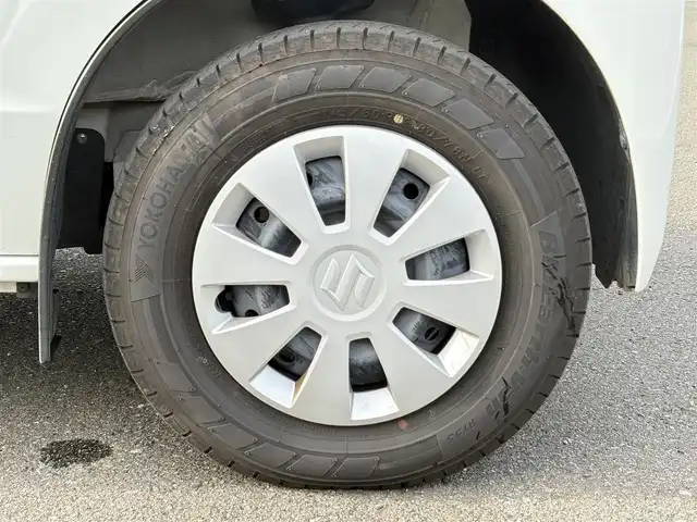 スズキ エブリイ JOINターボ 岩手県 2024(令6)年 1.3万km パールホワイト 禁煙車/4WD(切替)/ターボ/両側パワースライドドア/運転席側シートヒーター/ディスプレイオーディオ/→Bluetooth/FM/AM/バックカメラ/横滑り防止装置/レーンキープアシスト/デュアルカメラブレーキサポート/リアコーナーセンサー/〇プッシュスタート/〇電動格納ミラー/〇スマートキー/オートライト/LEDヘッドライト