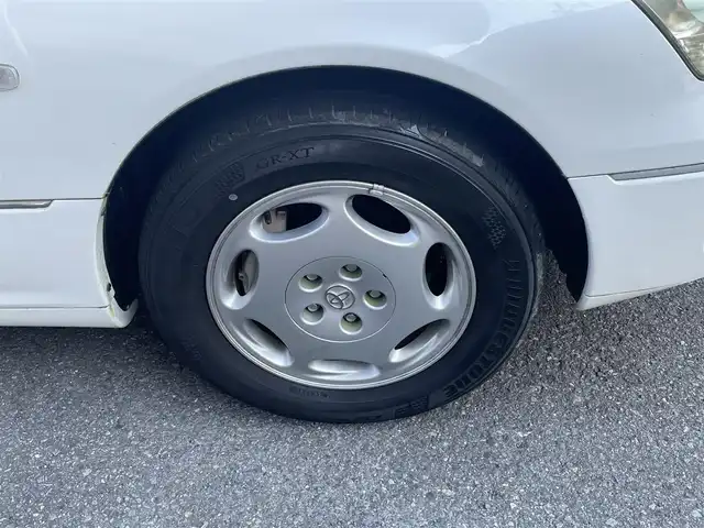 トヨタ セルシオ Cタイプ 静岡県 2001(平13)年 14万km ホワイトパールクリスタルシャイン サンルーフ/純正ナビ/MD/CD/黒革シート/前席シートヒーター/前席エアシート/前席パワーシート/運転席シートメモリー/クルーズコントロール/HIDヘッドライト/ETC/ウッドコンビステア/電動コーナーポール/全ドアイージークローザー/キーレス/スペアキー/保証書/取扱説明書/ナビ取扱説明書