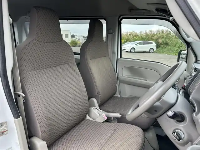 スズキ エブリイ PC リミテッド 鹿児島県 2017(平29)年 5.1万km スペリアホワイト CDチェンジャー/両側スライドドア/布シート/ヘッドライトレベライザー/純正フロアマット/ベンチシート/フルフラットシート