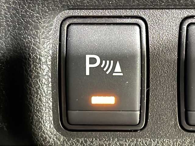 日産 ノート e－パワー X 沖縄県 2019(平31)年 5万km ギャラクシーゴールド 禁煙車　/社外ナビ[AVN-RB7]/（ＣＤ　ＤＶＤ　Ｂｌｕｅｔｏｏｔｈ）/バックカメラ　/コーナーセンサー　/ＥＴＣ　/前方ドライブレコーダー　/エマージェンシーブレーキ　/レーンキープアシスト　/ドアバイザー/純正アルミホイール