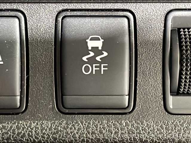 日産 ノート e－パワー X 沖縄県 2019(平31)年 5万km ギャラクシーゴールド 禁煙車　/社外ナビ[AVN-RB7]/（ＣＤ　ＤＶＤ　Ｂｌｕｅｔｏｏｔｈ）/バックカメラ　/コーナーセンサー　/ＥＴＣ　/前方ドライブレコーダー　/エマージェンシーブレーキ　/レーンキープアシスト　/ドアバイザー/純正アルミホイール