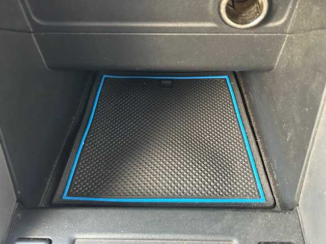 スバル フォレスター 2．0XT アイサイト 青森県 2013(平25)年 11.1万km クリスタルブラックシリカ 純正ナビ(BT/フルセグ/DVD/CD/ラジオ)/社外マフラー/STIタワーバー/バックカメラ/アイサイト/LEDアクセサリーライナー/社外(ハンドル/シフトレバー/パドルシフト)/前席シートヒーター/TEINダウンサス/社外サブコン/オートライト/HIDヘッドライト/フォグライト(フロント/リヤ)/電動格納ミラー/純正積込み(マフラー/ハンドル/シフトレバー/サス/グリル)/新車時保証書/取扱説明書