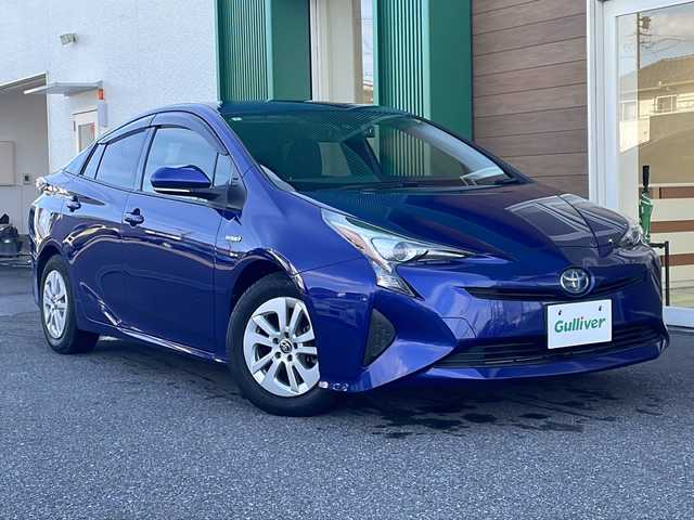 トヨタ プリウス S 岐阜県 2016(平28)年 1.6万km ダークブルーマイカM 禁煙車/純正ナビ/バックカメラ/プリクラッシュセーフティ/LDA/レーダークルーズコントロール/オートライト/オートハイビーム/プッシュスタート/スマートキー/ビルトインETC/純正フロアマット/ドアバイザー