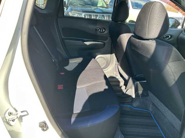 日産 ノート e－パワー X Bアロー 千葉県 2019(令1)年 1.7万km ブリリアントホワイトパール/スーパーブラック 2トーン ナビＭＭ３１８Ｄ－Ｗ　全方位カメラ　スマートルームミラー　ＥＴＣ　ドラレコ　クルーズコントロール　エマージェンシーブレーキ　レーンアシスト　オートライト　ステアスイッチ　スマートキー　１５インチＡＷ