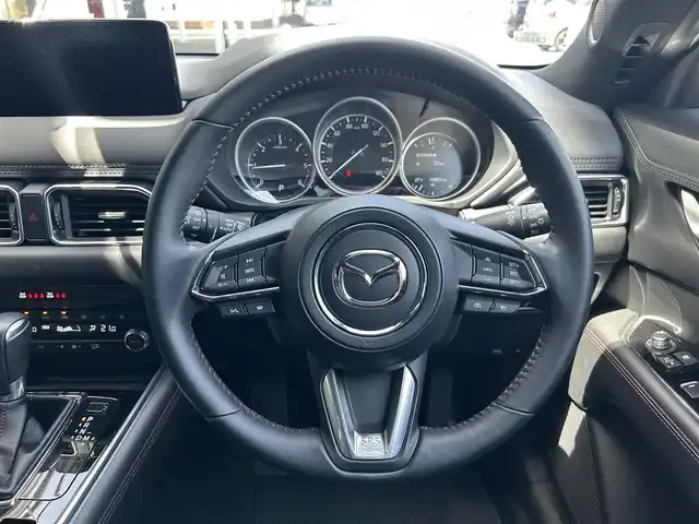 マツダ ＣＸ－８ XD ブラックトーンエディション 静岡県 2023(令5)年 1.1万km ロジウムホワイトプレミアムメタリック 衝突軽減システム/純正10.25型ナビ/全方位カメラ/レーダークルーズコントロール/シートヒーター全席/フルセグ/Bluetooth/バックカメラ/電動リアゲート/パワーシート/ヘッドアップディスプレイ/コーナーセンサー/純正19アルミホイール/ブラインドスポットモニター/LEDヘッドライト/ステアリングヒーター/リアオートエアコン/オートマチックハイビーム/ドライブレコーダー/ETC/ステアリングスイッチ/スマートキー/プッシュスタート