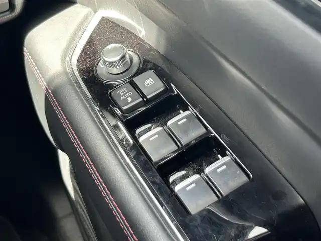 マツダ ＣＸ－８ XD ブラックトーンエディション 静岡県 2023(令5)年 1.1万km ロジウムホワイトプレミアムメタリック 衝突軽減システム/純正10.25型ナビ/全方位カメラ/レーダークルーズコントロール/シートヒーター全席/フルセグ/Bluetooth/バックカメラ/電動リアゲート/パワーシート/ヘッドアップディスプレイ/コーナーセンサー/純正19アルミホイール/ブラインドスポットモニター/LEDヘッドライト/ステアリングヒーター/リアオートエアコン/オートマチックハイビーム/ドライブレコーダー/ETC/ステアリングスイッチ/スマートキー/プッシュスタート