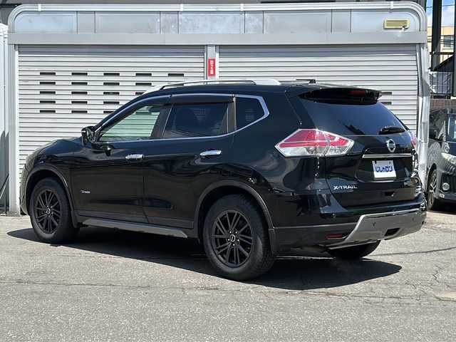 日産 エクストレイル ハイブリッド 20X ブラック エクストリーマーX ブレーキ 道央・札幌 2015(平27)年 11.1万km ダイヤモンドブラック (株)IDOMが運営する【じしゃロン札幌店】の自社ローン専用車両になります。こちらは現金またはオートローンご利用時の価格です。自社ローンご希望の方は別途その旨お申付け下さい。/純正SDナビ（AM/FM/CD/DVD/BT）/フルセグテレビ/バックカメラ/ETC/横滑り防止装置/プッシュスタート/スマートキー/シートヒーター/純正フロアマット/純正ドアバイザー/電動格納ドアミラー/オートライト/LEDヘッドライト/フォグランプ