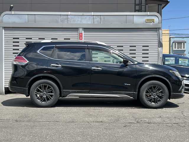 日産 エクストレイル ハイブリッド 20X ブラック エクストリーマーX ブレーキ 道央・札幌 2015(平27)年 11.1万km ダイヤモンドブラック (株)IDOMが運営する【じしゃロン札幌店】の自社ローン専用車両になります。こちらは現金またはオートローンご利用時の価格です。自社ローンご希望の方は別途その旨お申付け下さい。/純正SDナビ（AM/FM/CD/DVD/BT）/フルセグテレビ/バックカメラ/ETC/横滑り防止装置/プッシュスタート/スマートキー/シートヒーター/純正フロアマット/純正ドアバイザー/電動格納ドアミラー/オートライト/LEDヘッドライト/フォグランプ