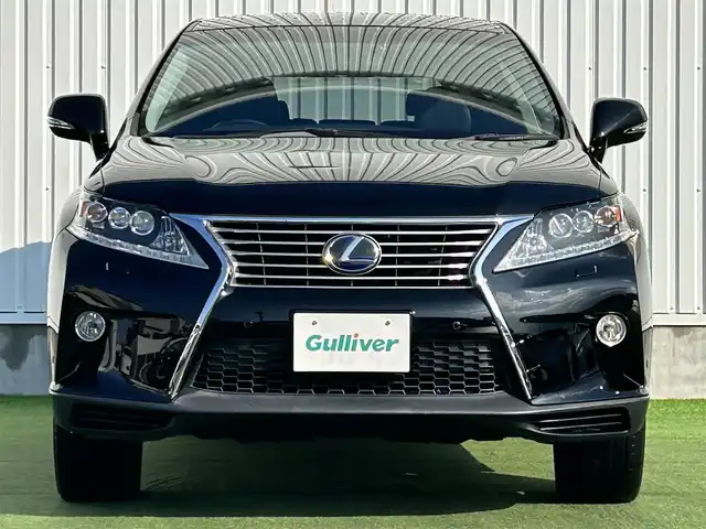 レクサス ＲＸ 450h バージョンL エアサス 香川県 2014(平26)年 8万km ブラック エアサスペンション（車高調）/純正ナビゲーション/【AM/FM/フルセグTV/BT/CD/DVD】/バックカメラ/プリクラッシュセーフティシステム/レーンキーピングアシスト/アダプティブハイビームシステム/ヘッドアップディスプレイ/前後クリアランスソナー/ステアリングヒーター/シートヒーター/エアシート（前席）/シートメモリー（前席）/パワーシート/ETC/LEDオートヘッドライト/LEDフォグランプ/ヘッドライトウォッシャー/100V電源/純正19インチアルミホイール/純正フロアマット/スマートキー/プッシュスタート