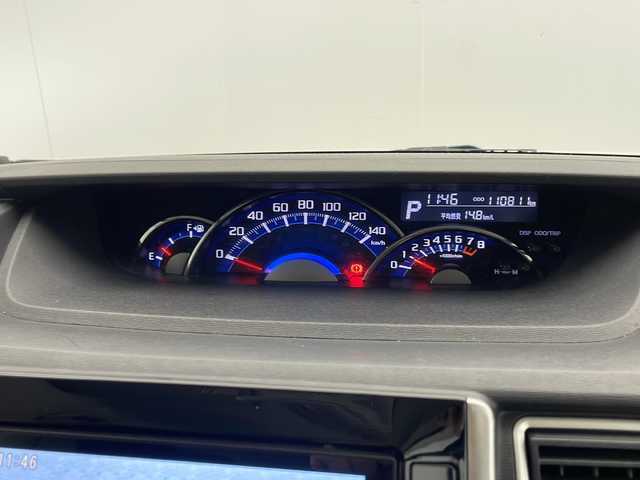 ダイハツ タント カスタム RS SA 宮崎県 2014(平26)年 11.1万km パールホワイトⅢ 純正8インチメモリーナビ/　CD DVD BTオーディオ USB フルセグTV/バックカメラ/両側パワースライドドア /オートHIDヘッドライト/革巻きステアリング/純正フロアマット/2列目サンシェード/プッシュエンジンスタート/スマートキー/電動格納ミラー/ETC
