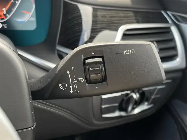 ＢＭＷ ７４０ｉ Mスポーツ 東京都 2021(令3)年 4.1万km 黒 純正ナビ/360°カメラ/ワンオーナー/レザーシート/サンルーフ/HUD/ドライブレコーダー/シートヒーター/シートエアコン/ETC2.0/アダプティブクルーズコントロール/Bluetooth接続