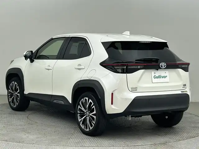トヨタ ヤリスクロス ハイブリッド Z 道央・札幌 2021(令3)年 5.4万km ホワイトパールクリスタルシャイン ・４WD/・純正メモリナビ/・アダプティブクルーズコントロール/・バックカメラ/・レーンキープアシスト/・先行車発信告知/・後退速度抑制/・SNOW/TRAIL-MODE/・DRIVE-MODE/・EV-MODE/・ヘッドライトレベライザー/・オートブレーキホールド/・BSM/・PKSB/・RSA/・PCS/・RCTA/・フロントフォグランプ/・純正LEDライト/・ステアリングスイッチ/・ステアリングヒーター/・ミラーヒーター/・ダウンヒルアシスト