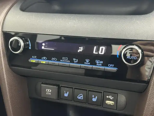トヨタ ヤリスクロス ハイブリッド Z 道央・札幌 2021(令3)年 5.4万km ホワイトパールクリスタルシャイン ・４WD/・純正メモリナビ/・アダプティブクルーズコントロール/・バックカメラ/・レーンキープアシスト/・先行車発信告知/・後退速度抑制/・SNOW/TRAIL-MODE/・DRIVE-MODE/・EV-MODE/・ヘッドライトレベライザー/・オートブレーキホールド/・BSM/・PKSB/・RSA/・PCS/・RCTA/・フロントフォグランプ/・純正LEDライト/・ステアリングスイッチ/・ステアリングヒーター/・ミラーヒーター/・ダウンヒルアシスト