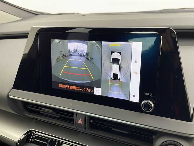 トヨタ プリウス U 愛知県 2023(令5)年 0.3万km プラチナホワイトパールマイカ 純正８型ディスプレイオーディオ　/Bluetooth/フルセグTV/Miracast/トヨタセーフティーセンス/レーンキープアシスト/アダプティブクルーズコントロール/オートライト/パノラミックビューモニター　/レーダークルーズコントロール　/ビルトインＥＴＣ２．０　/前後ドライブレコーダー　/コーナーセンサー/ステアリングヒーター/100V電源