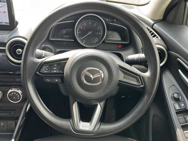 マツダ マツダ２ 15S プロアクティブ 埼玉県 2019(令1)年 4.2万km スノーフレイクホワイトパールマイカ メーカーナビ /(DVD/CD/FM/AM/Bluetooth/USB/AUX/フルセグTV)/ワンオーナー /ETC /ドラレコ(F)/360°カメラ /LEDライト /純正ホイールキャップ /BSM /ドアバイザー /純正フロア /プッシュスタート /スマートキー /スペアキー/レーンキープアシスト /TRC /パーキングセンサー /アイドリングストップ/ISOFIX/プリクラッシュセーフティー/オートライト/パワーステアリング/パワーウィンドウ