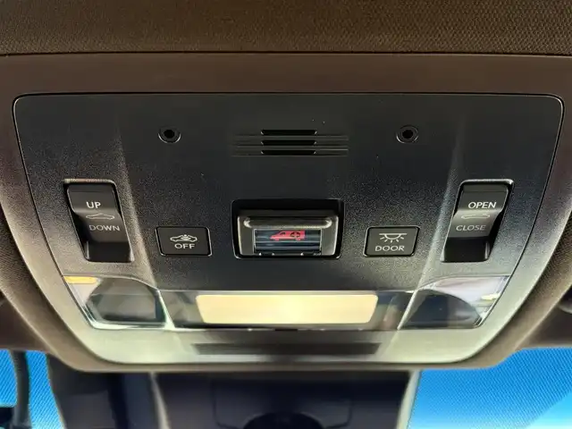 レクサス ＥＳ 300h バージョンL 大分県 2019(令1)年 1万km アイスエクリュマイカメタリック ・ナビ(CD/DVD/BT/SD/USB/AUX)/・全方位カメラ/・フルセグテレビ/・プリクラッシュセーフティ/・ブラインドスポットモニター/・コーナーセンサー/・AC100V/・ヘッドアップディスプレイ/・ムーンルーフ/・ETC2.0/・ドライブレコーダー/・レーダークルーズコントロール/・パワーシート/・シートメモリー/・シートヒーター/・シートクーラー/・パドルシフト/・オートハイビーム/・ブレーキホールド/・スマートキー/・プッシュスタートボタン