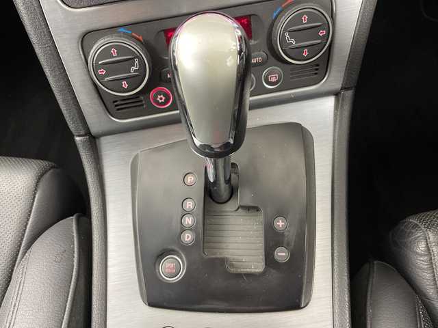 アルファロメオ １５９ 3．2JTSQ4Q－T TI 道央・札幌 2010(平22)年 6.8万km 黒 ・４ＷＤ　/・社外メモリナビ/・CD/DVD/SD/USB/BT/フルセグTV）　/・ＥＴＣ　/・純正フロアマット　/・前席パワーシート　/・シートヒーター　/・メモリシート　/・ブレンボキャリパー　/・前後コーナーセンサー　/・ＡＢＳ/・盗難防止装置　/・横滑り防止装置　/・スマートキー/・スペアキー