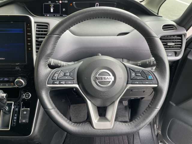 日産 セレナ ハイウェイスター V 愛知県 2021(令3)年 4.7万km ダークメタルグレー 純正10型ナビ　SDカードなし/全方位カメラ/両側パワースライドドア/レーダークルーズコントロール/CD DVD/Bluetooth/コーナーセンサー/純正アルミホイール/ETC/ブラインドスポットモニター/LEDヘッドライト/リアオートエアコン/レーンキープアシスト/ドライブレコーダー/ステアリングスイッチ/スマートキー/プッシュスタート