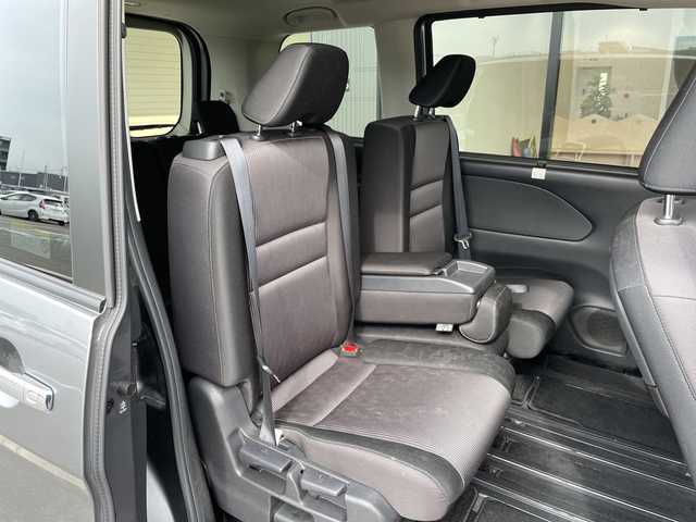 日産 セレナ ハイウェイスター V 愛知県 2021(令3)年 4.7万km ダークメタルグレー 純正10型ナビ　SDカードなし/全方位カメラ/両側パワースライドドア/レーダークルーズコントロール/CD DVD/Bluetooth/コーナーセンサー/純正アルミホイール/ETC/ブラインドスポットモニター/LEDヘッドライト/リアオートエアコン/レーンキープアシスト/ドライブレコーダー/ステアリングスイッチ/スマートキー/プッシュスタート