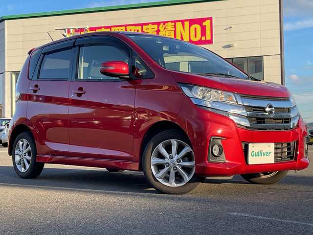 日産 デイズ ハイウェイスターX 福岡県 2018(平30)年 4.8万km スパークリングレッドM 純正７型メモリナビ/【CD.DVD.Bluetooth.フルセグTV】/アラウンドビューモニター/衝突軽減ブレーキ/ステアリングスイッチ/ＬＥＤヘッドライト/オートライト/アイドリングストップ/純正１４インチアルミホイール/プッシュスタート/スマートキー