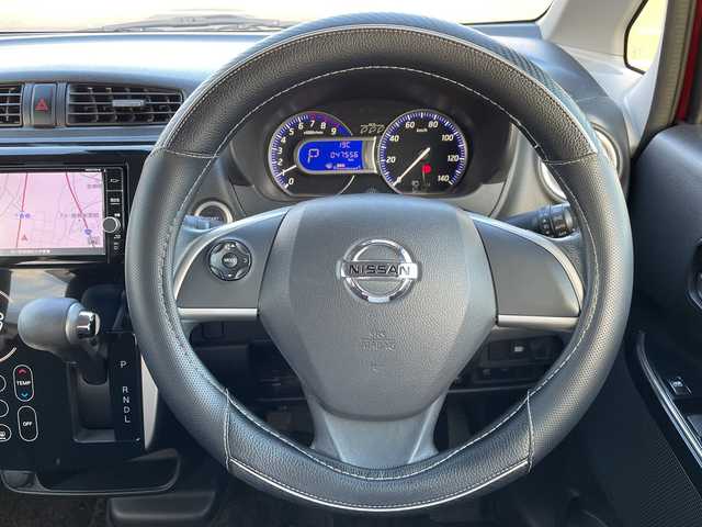 日産 デイズ ハイウェイスターX 福岡県 2018(平30)年 4.8万km スパークリングレッドM 純正７型メモリナビ/【CD.DVD.Bluetooth.フルセグTV】/アラウンドビューモニター/衝突軽減ブレーキ/ステアリングスイッチ/ＬＥＤヘッドライト/オートライト/アイドリングストップ/純正１４インチアルミホイール/プッシュスタート/スマートキー