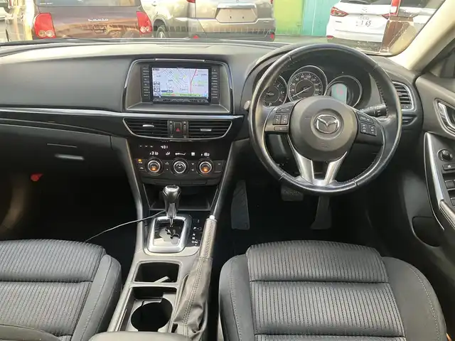 マツダ アテンザ ワゴン XD 愛知県 2013(平25)年 12.2万km スノーフレイクホワイトパールマイカ 純正HDDナビTV /DVDビデオ&CD/地デジ　フルセグ/Bluetoothオーディオ/バックカメラ/クルーズコントロール/ステアリングスイッチ/インテリキー/プッシュスタート/スマートインETC/キセノンヘッドライト/オートライト/前後2カメラドライブレコーダー/純正アルミホイル/純正フロアマット