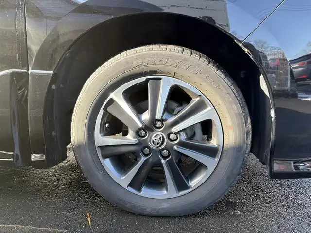 トヨタ ヴォクシー ZS 岩手県 2017(平29)年 7.5万km ブラック 禁煙車/ワンオーナー/4WD/片側パワースライドドア/2列目サンシェード/ALPINE11V型ナビ/→フルセグTV/Bluetooth/CD/DVD/FM/AM/バックカメラ/ステアリングスイッチ（ナビ連動）/レーンキープアシスト/衝突軽減システム/横滑り防止装置/クルーズコントロール/オートライト/LEDヘッドライト/LEDフォグライト/〇プッシュスタート/〇電動格納ミラー/〇ウィンカーミラー/〇ドアバイザー/〇フロアマット/〇USBポート/〇シガーソケット/〇オールオートパワーウィンドウ/ビルトインETC