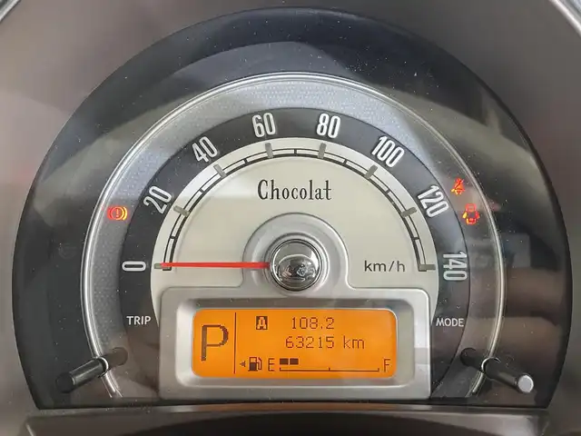 スズキ ラパン ショコラ G 滋賀県 2015(平27)年 6.4万km シャンパンピンクPM 社外ナビ/(CD/ワンセグTV)/ビルトインETC/ドライブレコーダー/レザーシート/HIDヘッドライト/純正フロアマット/純正14インチAW