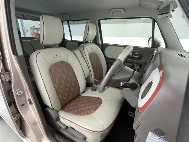 スズキ ラパン ショコラ G 滋賀県 2015(平27)年 6.4万km シャンパンピンクPM 社外ナビ/(CD/ワンセグTV)/ビルトインETC/ドライブレコーダー/レザーシート/HIDヘッドライト/純正フロアマット/純正14インチAW