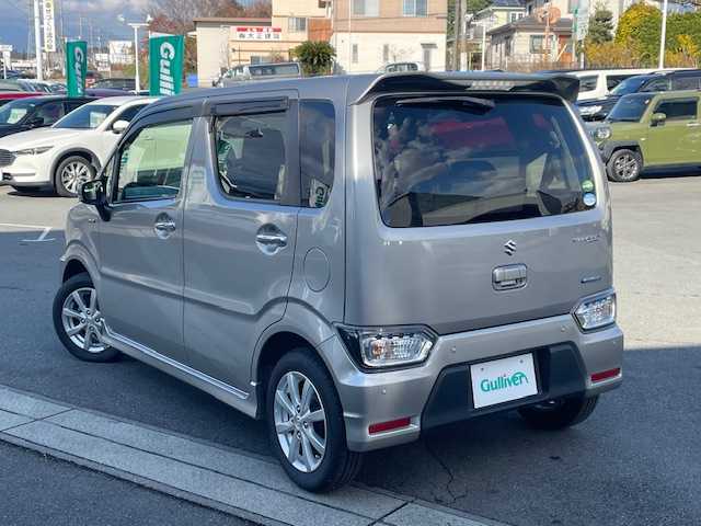 スズキ ワゴンＲ スティングレー HYBRID X 静岡県 2020(令2)年 1.6万km スチールシルバーM ●社外ナビ/(ワンセグ/CD/BT)/(パナソニック/CN-E330D)/●運転席シートヒーター/●バックカメラ/●デュアルセンサーブレーキサポート/●レーンキープアシスト/●後方パーキングセンサー/●LEDヘッドライト＆フォグランプ/●オートライト/●革巻きステアリング/●ステアリングスイッチ/●ETC/●電動格納ウィンカーミラー/●ドアバイザー/●スマートキー/●プッシュスタート/●社外フロアマット/●純正14インチアルミホイール/●ダブルSRS＋ABS