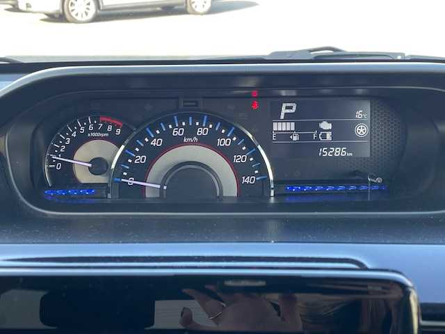 スズキ ワゴンＲ スティングレー HYBRID X 静岡県 2020(令2)年 1.6万km スチールシルバーM ●社外ナビ/(ワンセグ/CD/BT)/(パナソニック/CN-E330D)/●運転席シートヒーター/●バックカメラ/●デュアルセンサーブレーキサポート/●レーンキープアシスト/●後方パーキングセンサー/●LEDヘッドライト＆フォグランプ/●オートライト/●革巻きステアリング/●ステアリングスイッチ/●ETC/●電動格納ウィンカーミラー/●ドアバイザー/●スマートキー/●プッシュスタート/●社外フロアマット/●純正14インチアルミホイール/●ダブルSRS＋ABS