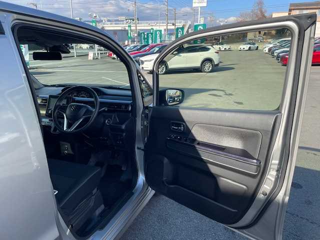 スズキ ワゴンＲ スティングレー HYBRID X 静岡県 2020(令2)年 1.6万km スチールシルバーM ●社外ナビ/(ワンセグ/CD/BT)/(パナソニック/CN-E330D)/●運転席シートヒーター/●バックカメラ/●デュアルセンサーブレーキサポート/●レーンキープアシスト/●後方パーキングセンサー/●LEDヘッドライト＆フォグランプ/●オートライト/●革巻きステアリング/●ステアリングスイッチ/●ETC/●電動格納ウィンカーミラー/●ドアバイザー/●スマートキー/●プッシュスタート/●社外フロアマット/●純正14インチアルミホイール/●ダブルSRS＋ABS