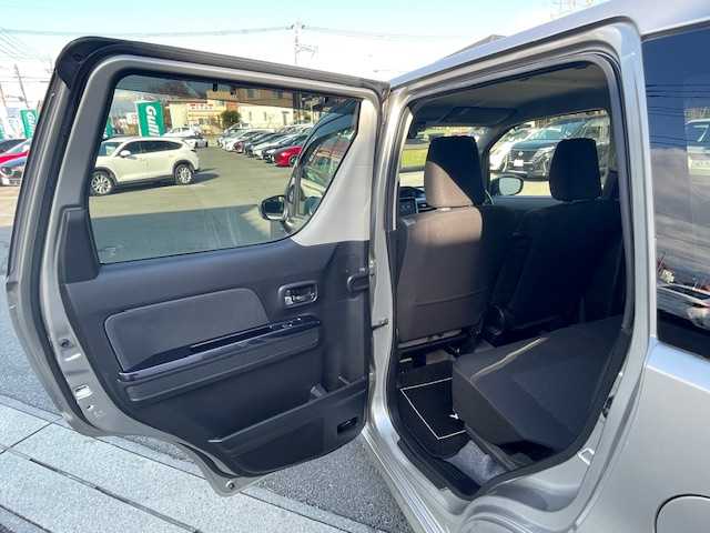 スズキ ワゴンＲ スティングレー HYBRID X 静岡県 2020(令2)年 1.6万km スチールシルバーM ●社外ナビ/(ワンセグ/CD/BT)/(パナソニック/CN-E330D)/●運転席シートヒーター/●バックカメラ/●デュアルセンサーブレーキサポート/●レーンキープアシスト/●後方パーキングセンサー/●LEDヘッドライト＆フォグランプ/●オートライト/●革巻きステアリング/●ステアリングスイッチ/●ETC/●電動格納ウィンカーミラー/●ドアバイザー/●スマートキー/●プッシュスタート/●社外フロアマット/●純正14インチアルミホイール/●ダブルSRS＋ABS