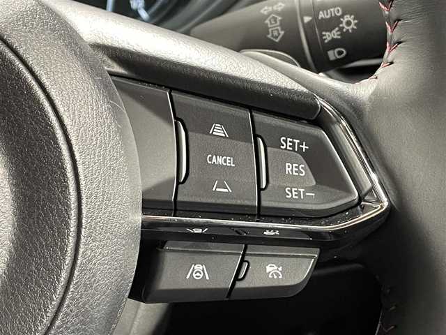マツダ ＣＸ－５ XD ブラックトーンエディション 大分県 2022(令4)年 2.2万km ソウルレッドクリスタルM アラウンドビューモニター/衝突軽減ブレーキ/レーンキープアシスト/クリアランスソナー/レーダークルーズコントロール/シートヒーター/ステアリングヒーター/ハーフレザーシート/前後ドライブレコーダー/ＥＴＣ/純正フロアマット/パワーバックドア/ヘッドアップディスプレイ/置くだけ充電/シートメモリー/ブラインドスポットモニター/電動パーキング