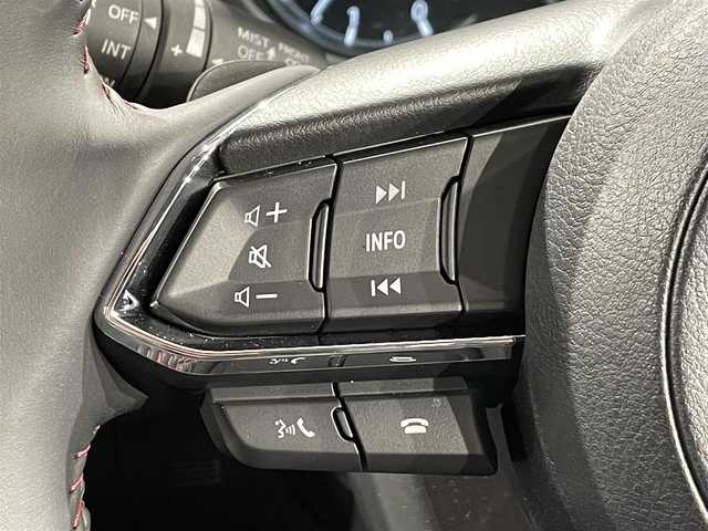 マツダ ＣＸ－５ XD ブラックトーンエディション 大分県 2022(令4)年 2.2万km ソウルレッドクリスタルM アラウンドビューモニター/衝突軽減ブレーキ/レーンキープアシスト/クリアランスソナー/レーダークルーズコントロール/シートヒーター/ステアリングヒーター/ハーフレザーシート/前後ドライブレコーダー/ＥＴＣ/純正フロアマット/パワーバックドア/ヘッドアップディスプレイ/置くだけ充電/シートメモリー/ブラインドスポットモニター/電動パーキング