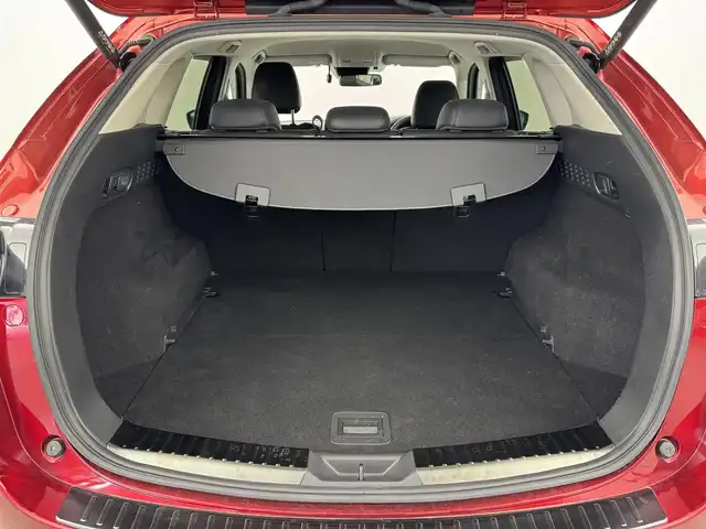 マツダ ＣＸ－５ XD ブラックトーンエディション 福岡県 2022(令4)年 2.2万km ソウルレッドクリスタルM メーカーナビ/フルセグTV　/全方位カメラ　/ワイヤレス充電　/ＥＴＣ　/ドライブレコーダー　/レーダークルコン　/コーナーセンサー　/スマートシティブレーキサポート　/レーンキープ　/ＢＳＭ　/ステアリングヒーター　/シートヒーター　/ハーフレザーシート　/パワーシート　/パワーバックドア　/ＨＵＤ