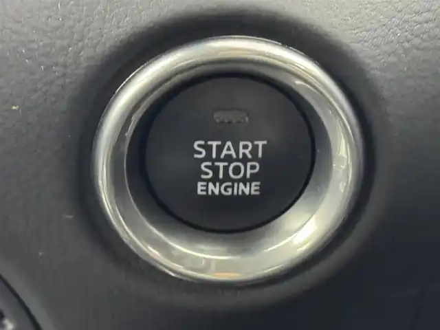 マツダ ＣＸ－５ XD ブラックトーンエディション 福岡県 2022(令4)年 2.2万km ソウルレッドクリスタルM メーカーナビ/フルセグTV　/全方位カメラ　/ワイヤレス充電　/ＥＴＣ　/ドライブレコーダー　/レーダークルコン　/コーナーセンサー　/スマートシティブレーキサポート　/レーンキープ　/ＢＳＭ　/ステアリングヒーター　/シートヒーター　/ハーフレザーシート　/パワーシート　/パワーバックドア　/ＨＵＤ