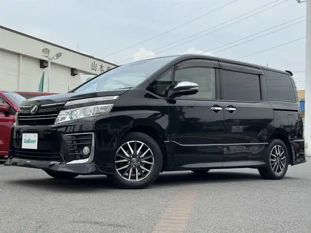 トヨタ ヴォクシー ZS 煌 千葉県 2016(平28)年 12.6万km ブラック TRDエアロ（F/R）/トヨタセーフティセンス/衝突被害軽減システム/レーンキープアシスト/ALPINE10型ナビ【EX10】/Bluetooth/フルセグTV/ALPINEフリップダウンモニター/両側電動スライドドア/LEDヘッドライト/ETC/純正16インチAW/プッシュスタート/スマートキー